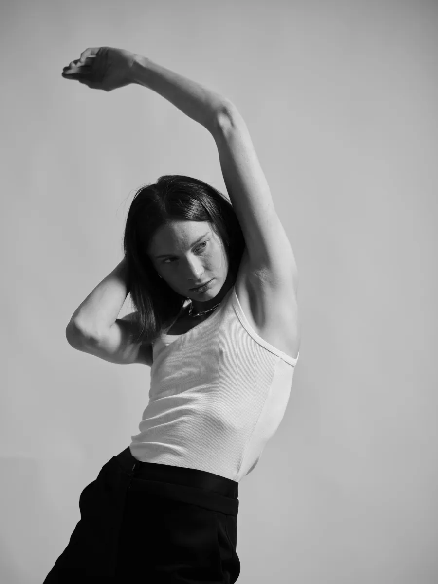 Model photograph 20